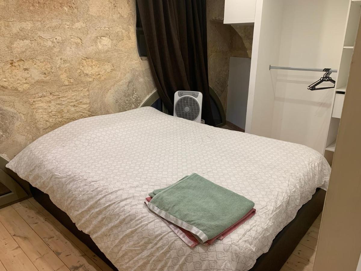 Appartement Cosy Avec Climatisation Et Patio Centre Historique De Bordeaux Exteriör bild
